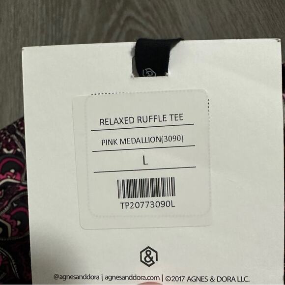 Agnes & Dora‎ Geometric Paisley Short Sleeve Relaxed Ruffle Tee Top Size L - Picture 9 of 9